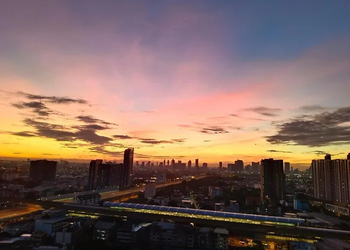 Apartment Regent Sky View Max 4 Persons And 5 Mins Walk To Mrt Bangson By Orn