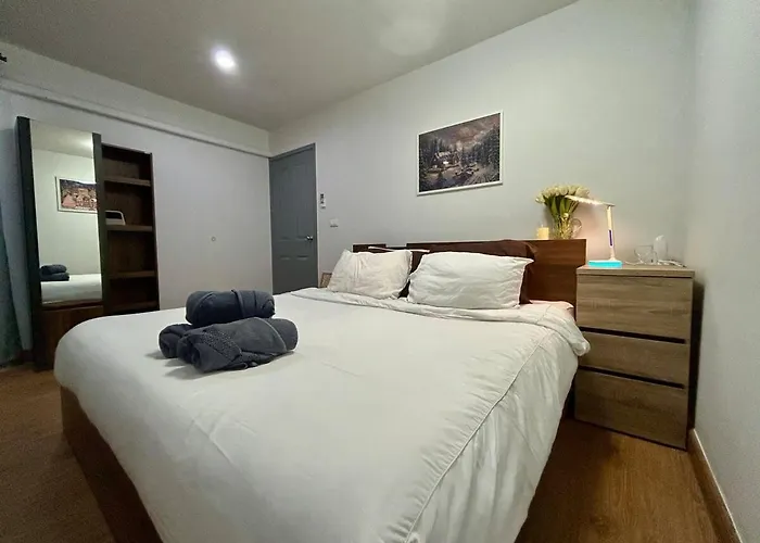 Regent Sky View Max 4 Persons And 5 Mins Walk To Mrt Bangson By Orn Apartment *